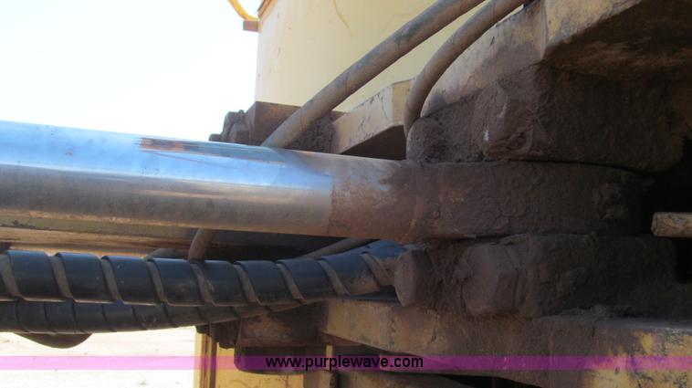 image for item G5715 1990 Rex 3-70A compactor