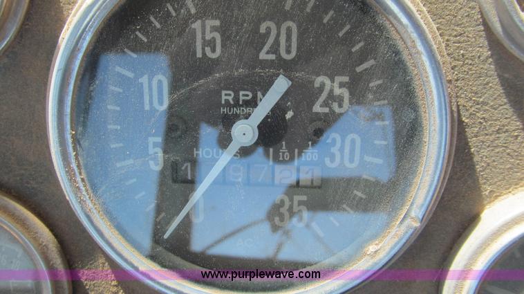 image for item G5715 1990 Rex 3-70A compactor