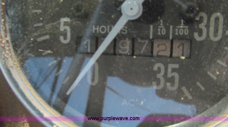 image for item G5715 1990 Rex 3-70A compactor