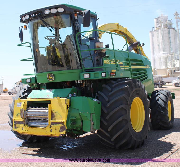 image for item G5722 2006 John Deere 7700 forage chopper