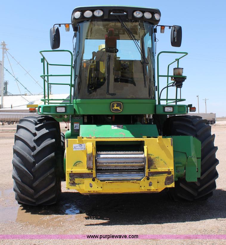 image for item G5722 2006 John Deere 7700 forage chopper