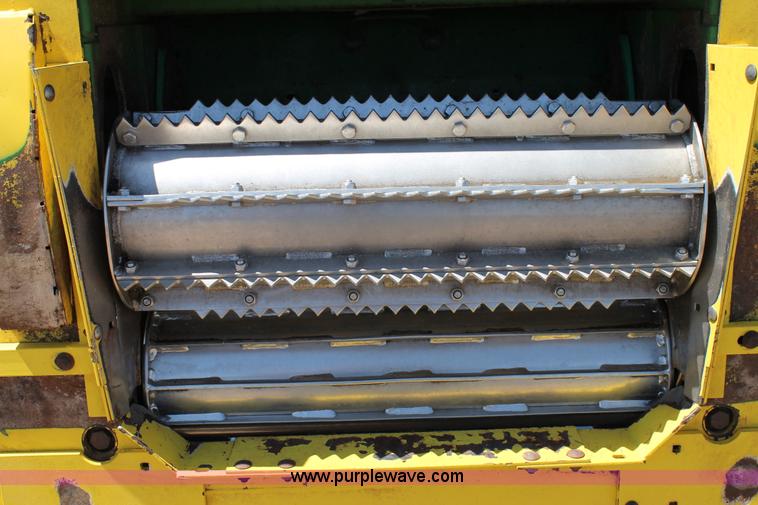 image for item G5722 2006 John Deere 7700 forage chopper