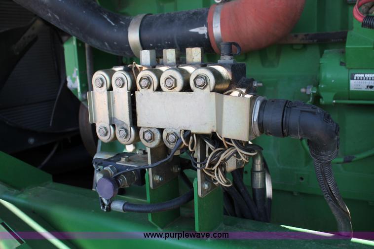 image for item G5722 2006 John Deere 7700 forage chopper