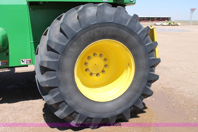 image for item G5722 2006 John Deere 7700 forage chopper