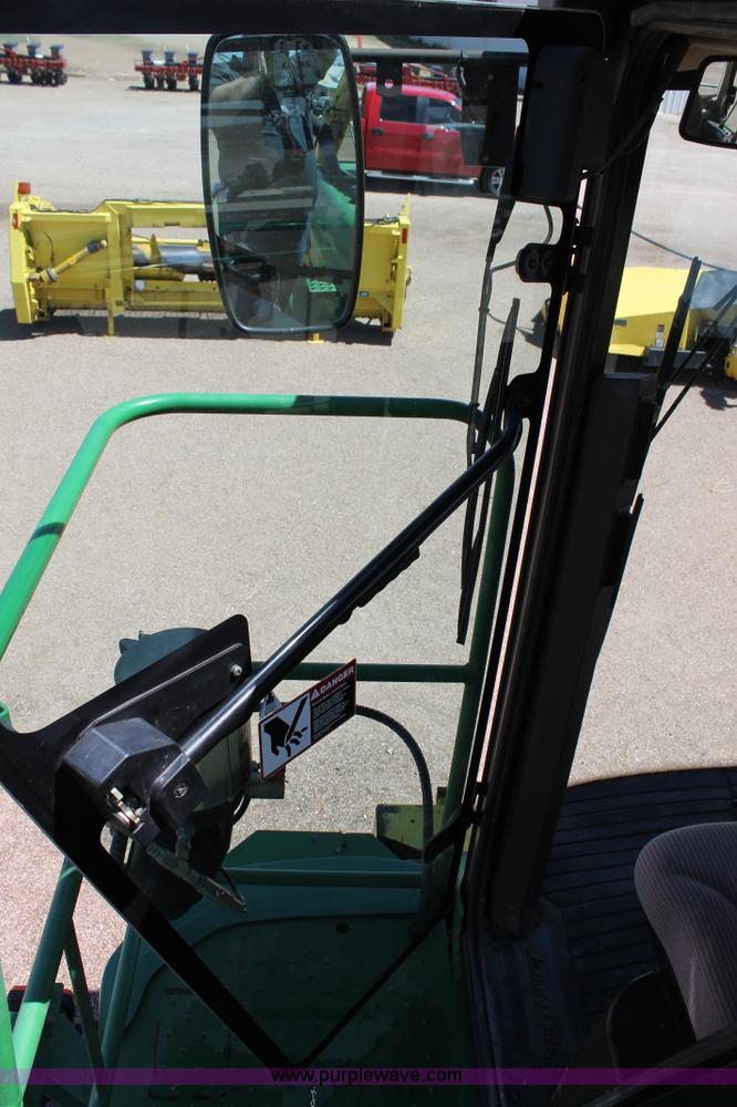 image for item G5722 2006 John Deere 7700 forage chopper