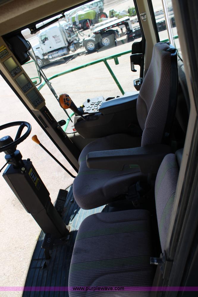 image for item G5722 2006 John Deere 7700 forage chopper