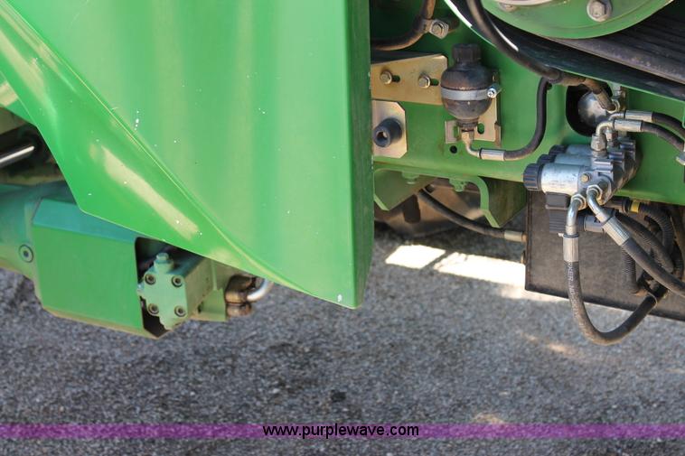 image for item G5722 2006 John Deere 7700 forage chopper
