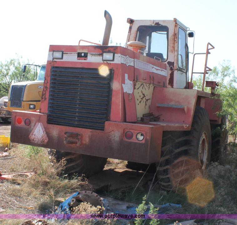 image for item G5729 1991 Trojan 5500 wheel loader