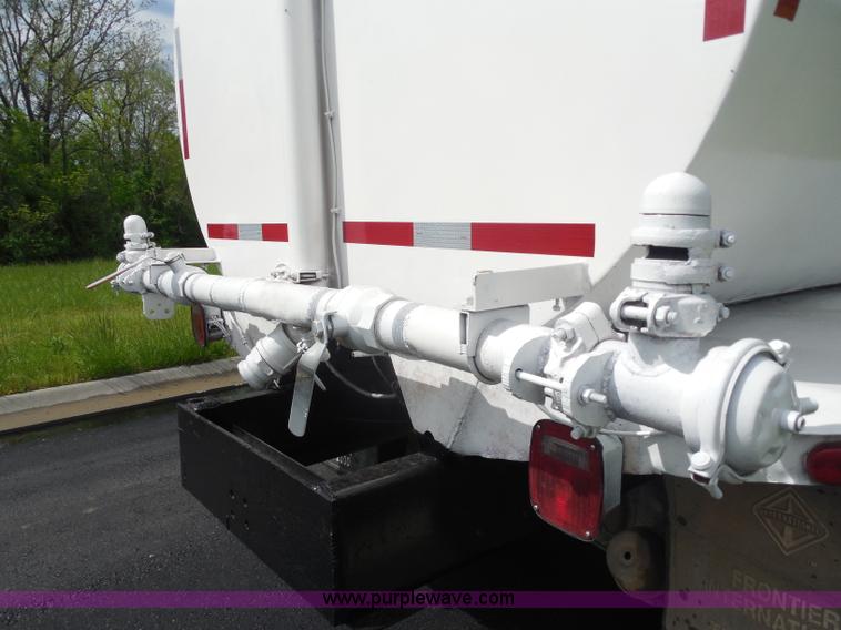 image for item H3193 1980 Ford 9000 water truck