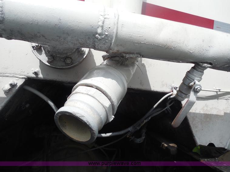 image for item H3193 1980 Ford 9000 water truck