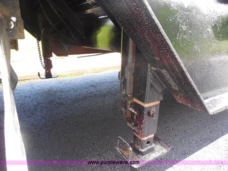 image for item H3195 1977 Multiquip hydraulic dovetail lowboy trailer