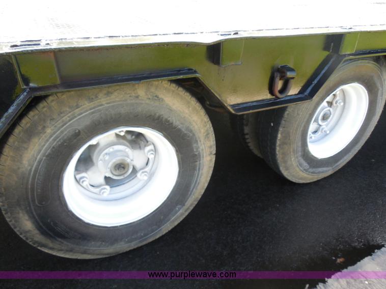image for item H3195 1977 Multiquip hydraulic dovetail lowboy trailer