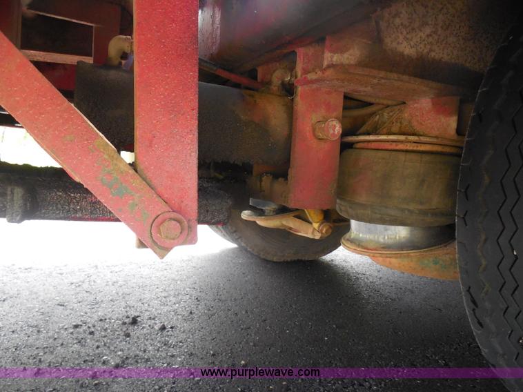 image for item H3195 1977 Multiquip hydraulic dovetail lowboy trailer