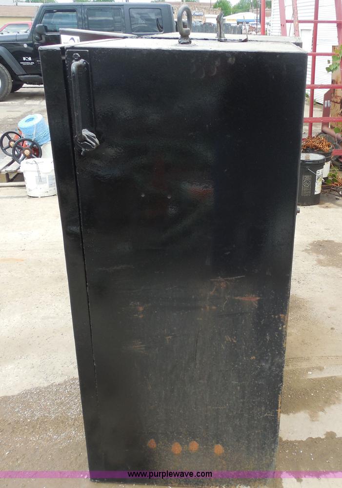 image for item H3196 (2) upright truck boxes