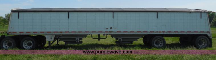 image for item H3197 2005 Wilson DWH-551C hopper bottom aluminum trailer