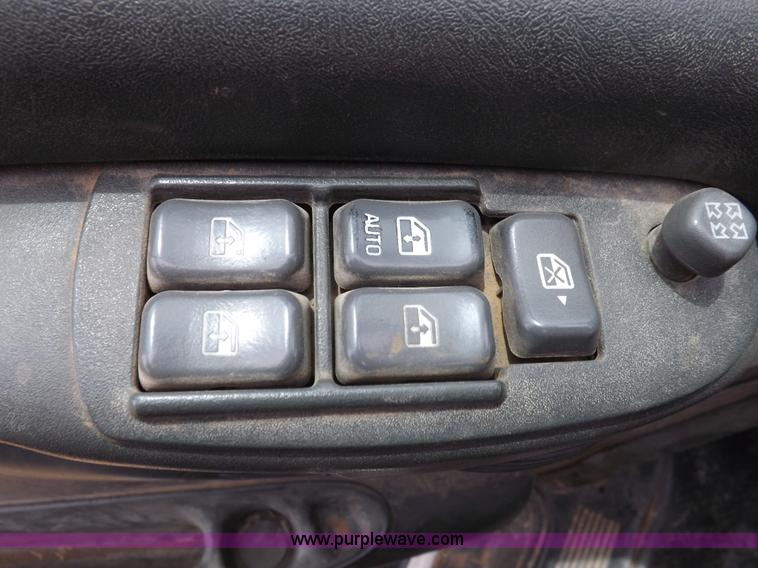 image for item H7114 2007 GMC C5500 service truck