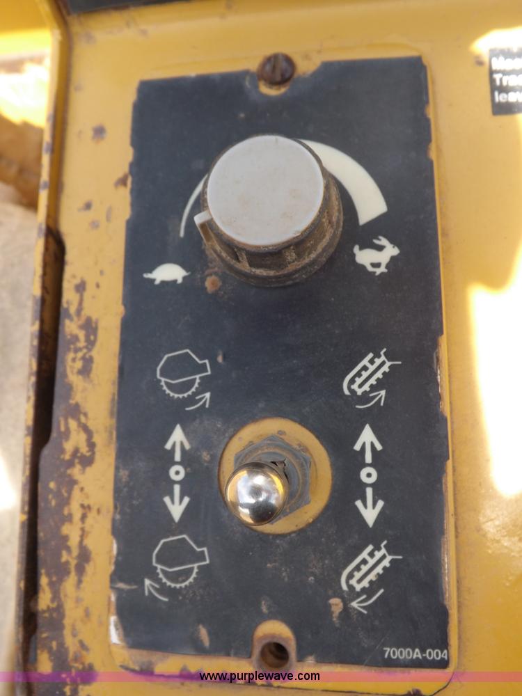 image for item H7115 1995 Vermeer T555 trencher