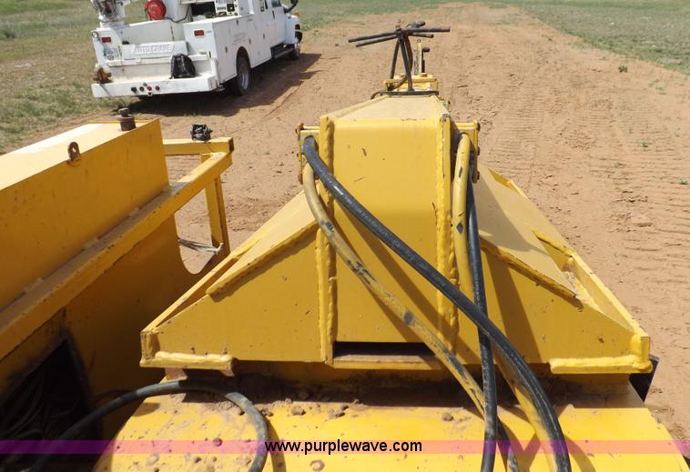 image for item H7115 1995 Vermeer T555 trencher