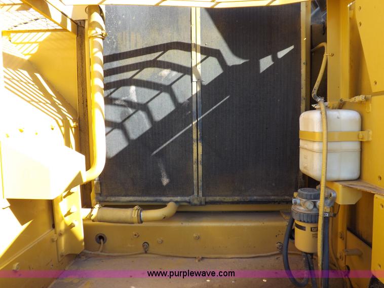 image for item H7117 1997 Caterpillar 322B L excavator