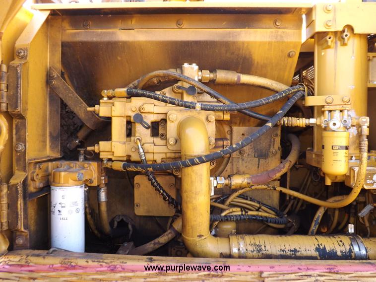 image for item H7117 1997 Caterpillar 322B L excavator