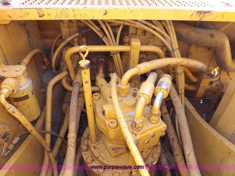image for item H7117 1997 Caterpillar 322B L excavator