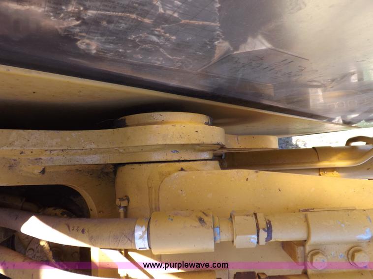 image for item H7117 1997 Caterpillar 322B L excavator