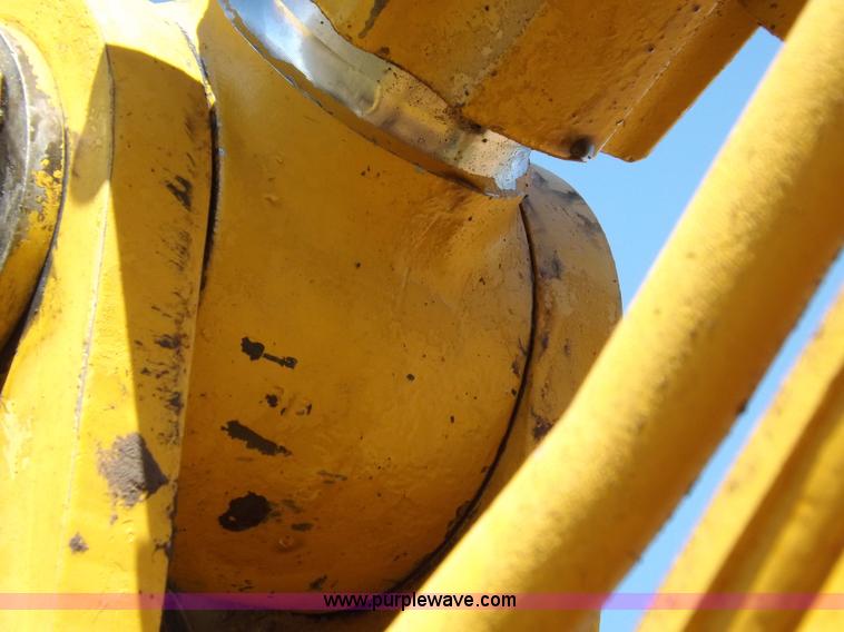 image for item H7117 1997 Caterpillar 322B L excavator