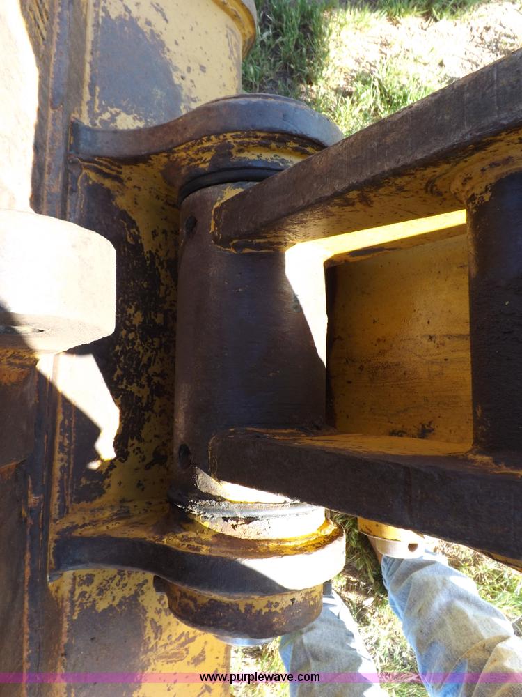 image for item H7117 1997 Caterpillar 322B L excavator