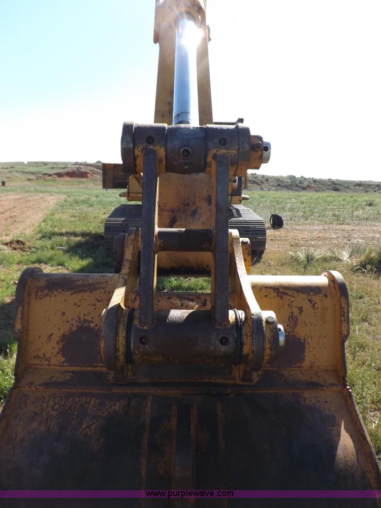 image for item H7117 1997 Caterpillar 322B L excavator