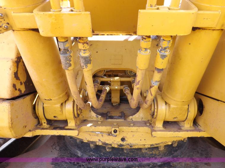 image for item H7117 1997 Caterpillar 322B L excavator