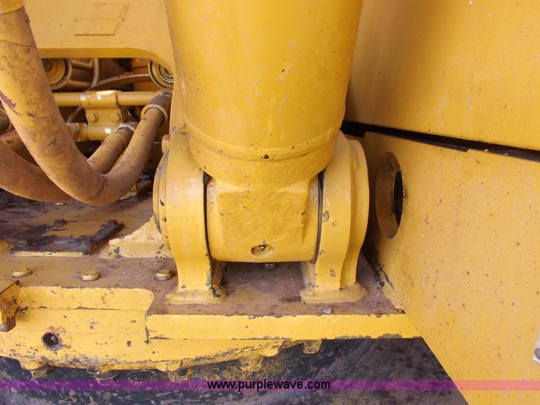 image for item H7117 1997 Caterpillar 322B L excavator