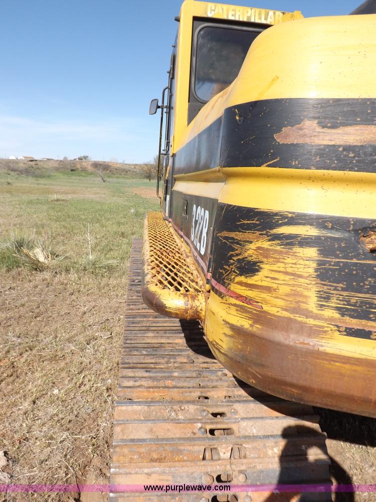 image for item H7117 1997 Caterpillar 322B L excavator