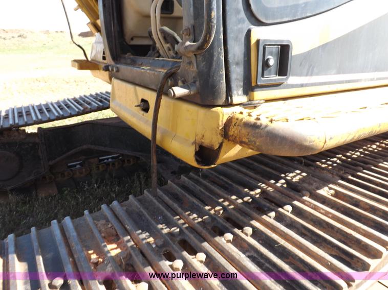 image for item H7117 1997 Caterpillar 322B L excavator