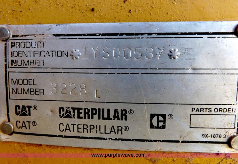 image for item H7117 1997 Caterpillar 322B L excavator