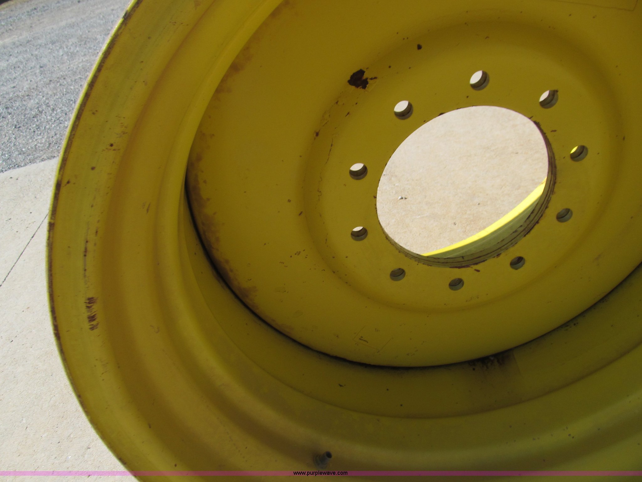 John Deere combine rear wheels in Pocasset, OK | Item E7535 sold ...