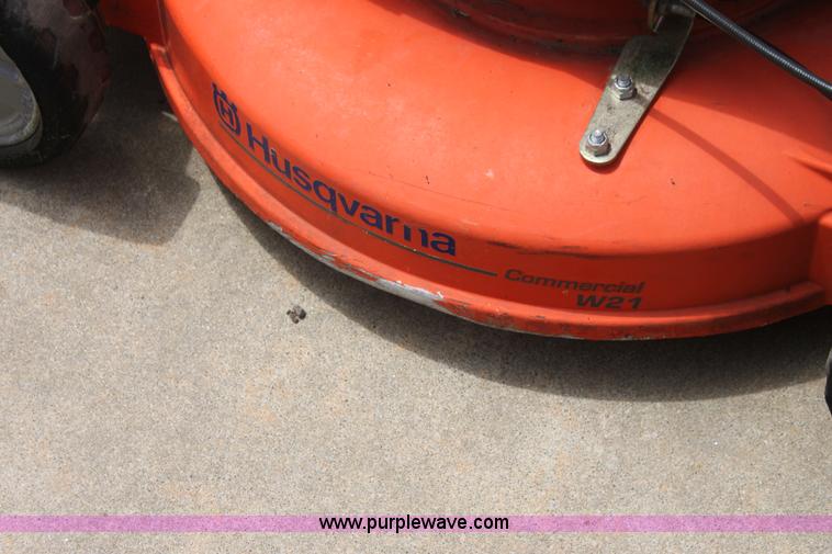 image for item AA9001 2007 Husqvarna W21 mower
