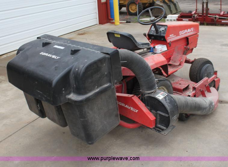 image for item AA9020 1989 Gravely lawn mower