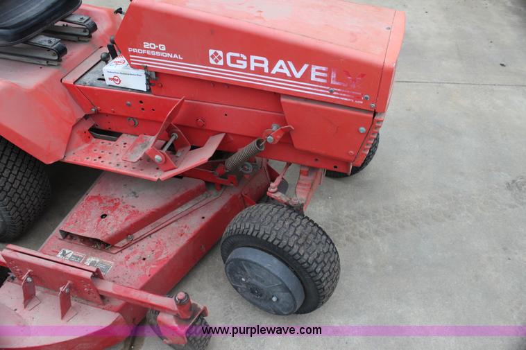 image for item AA9020 1989 Gravely lawn mower