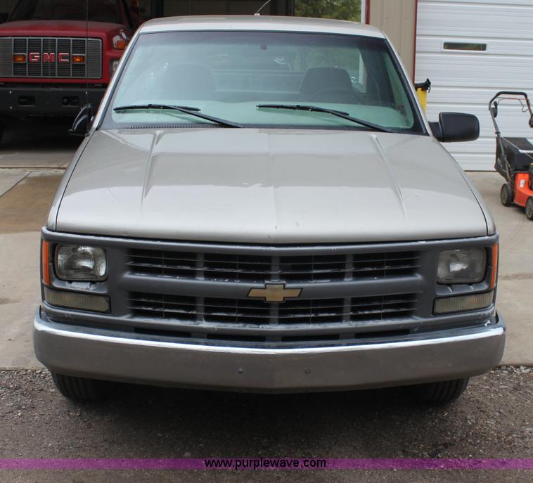 image for item AA9021 1998 Chevrolet 1500 pickup truck