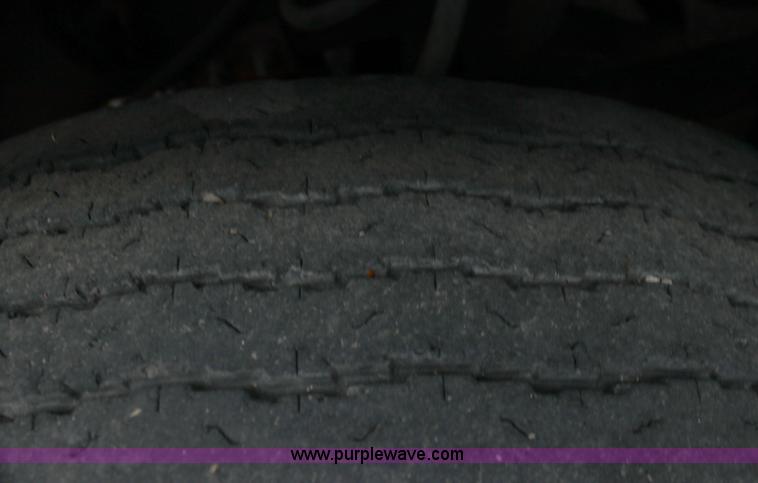 image for item AA9022 1986 International S1700 dump truck