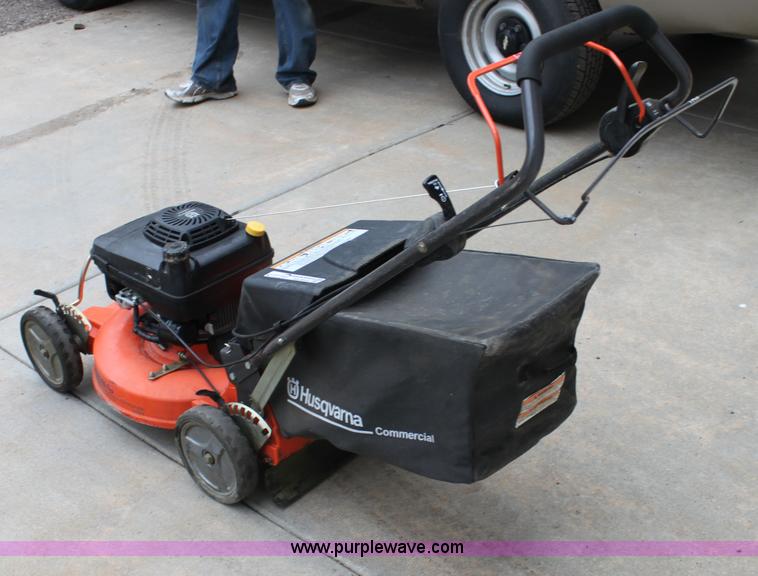 image for item AA9024 2007 Husqvarna Commercial W21 push mower
