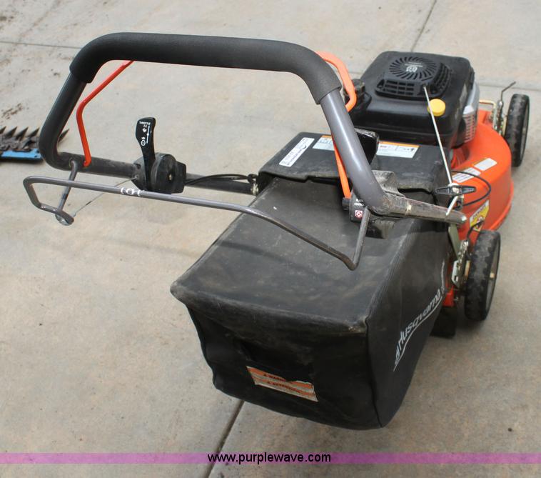 image for item AA9024 2007 Husqvarna Commercial W21 push mower