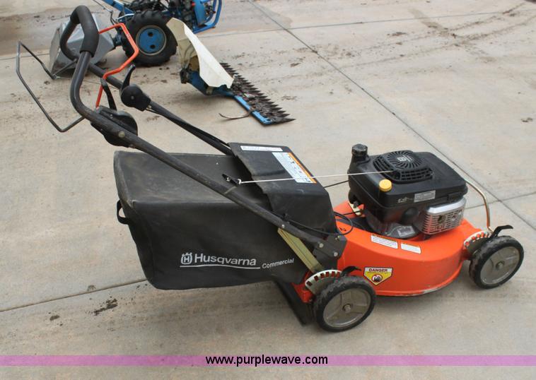 image for item AA9024 2007 Husqvarna Commercial W21 push mower