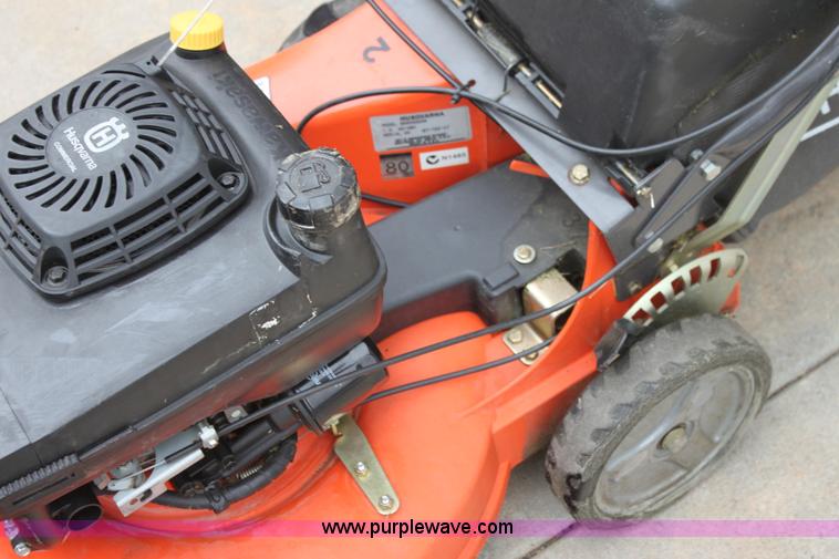 image for item AA9024 2007 Husqvarna Commercial W21 push mower