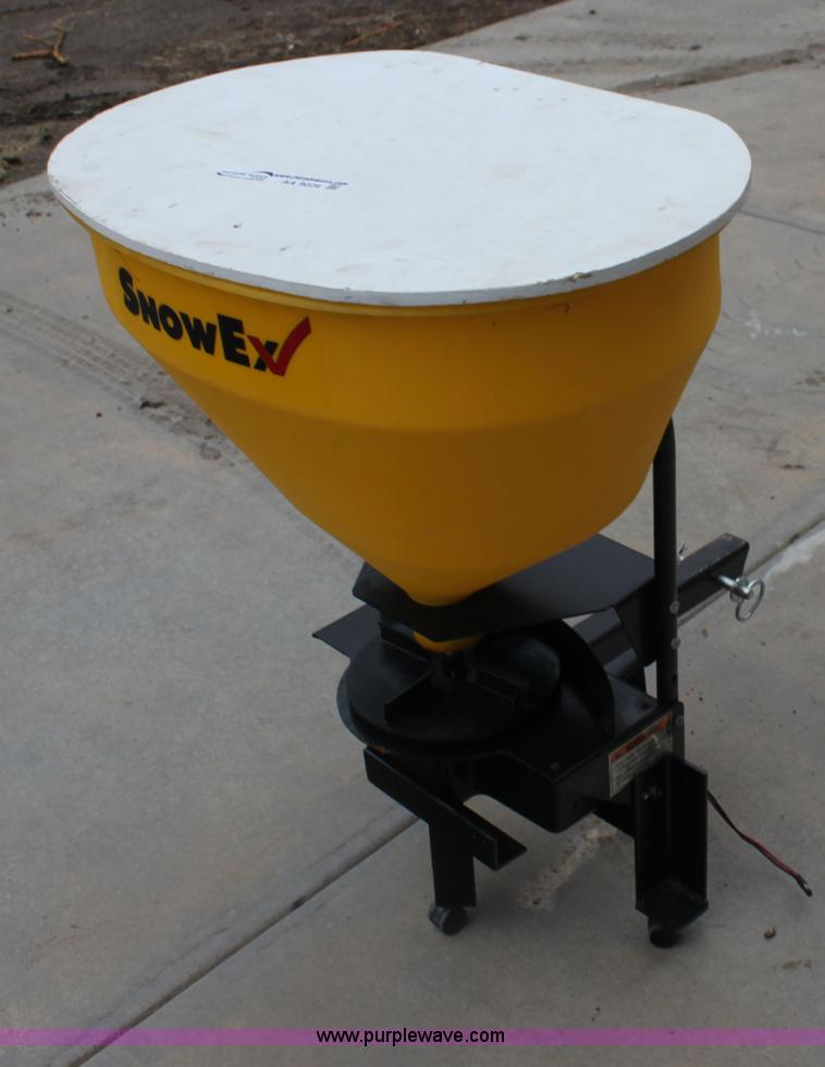 image for item AA9026 Snow Ex 240 lbs spreader