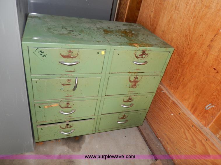 image for item AA9967 (6) assorted metal filing cabinets