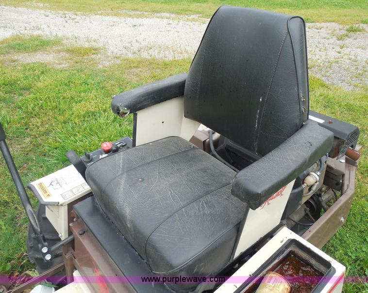 image for item AD9302 Grasshopper 618 ZTR lawn mower