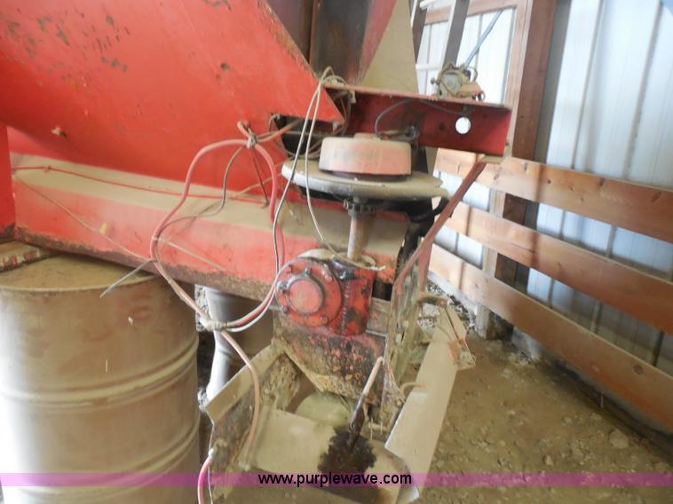 image for item AD9320 Swenson spreader box