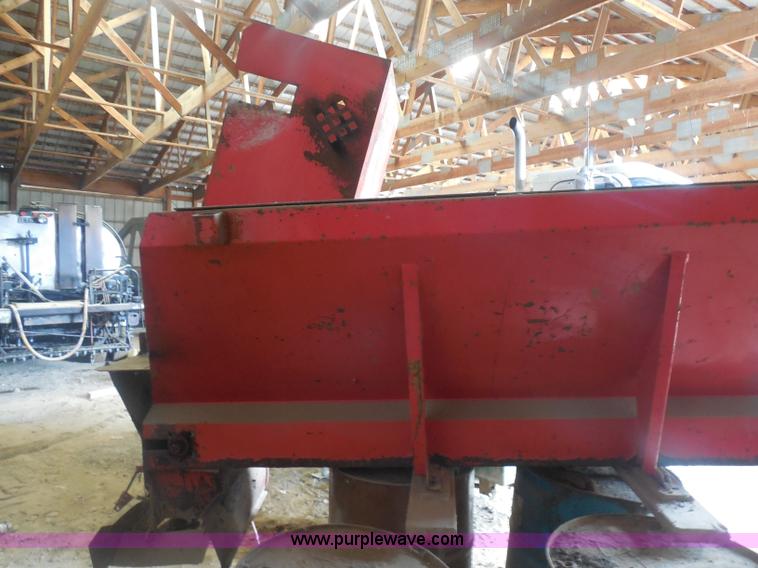 image for item AD9320 Swenson spreader box