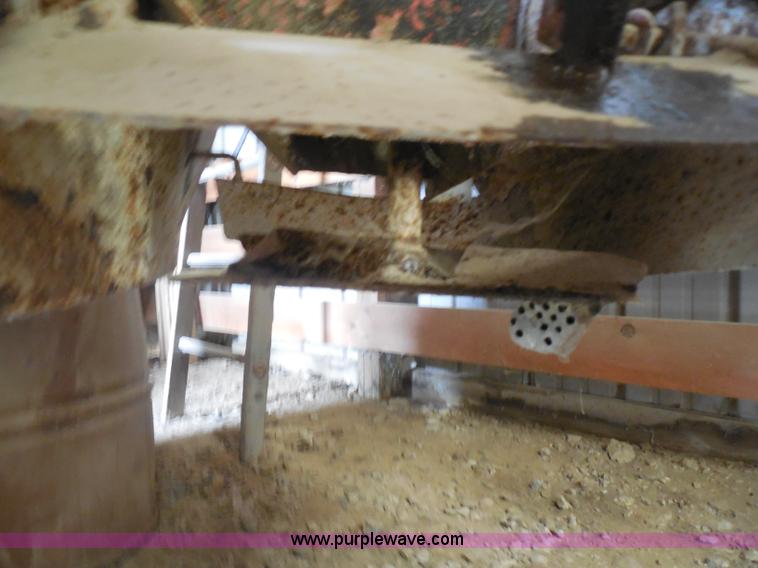 image for item AD9320 Swenson spreader box